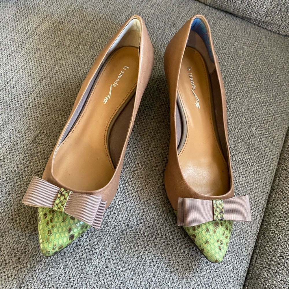 Le Saunda Bow shoes